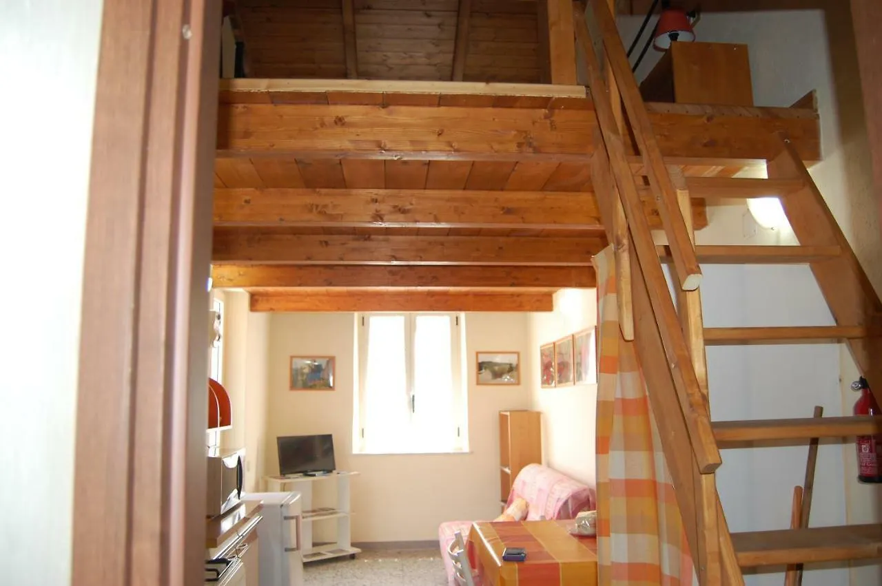 La Casetta Di Mrbee Apartment Iglesias 0*,  Italy