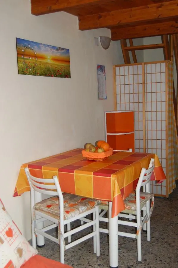 La Casetta Di Mrbee Apartment Iglesias Italy