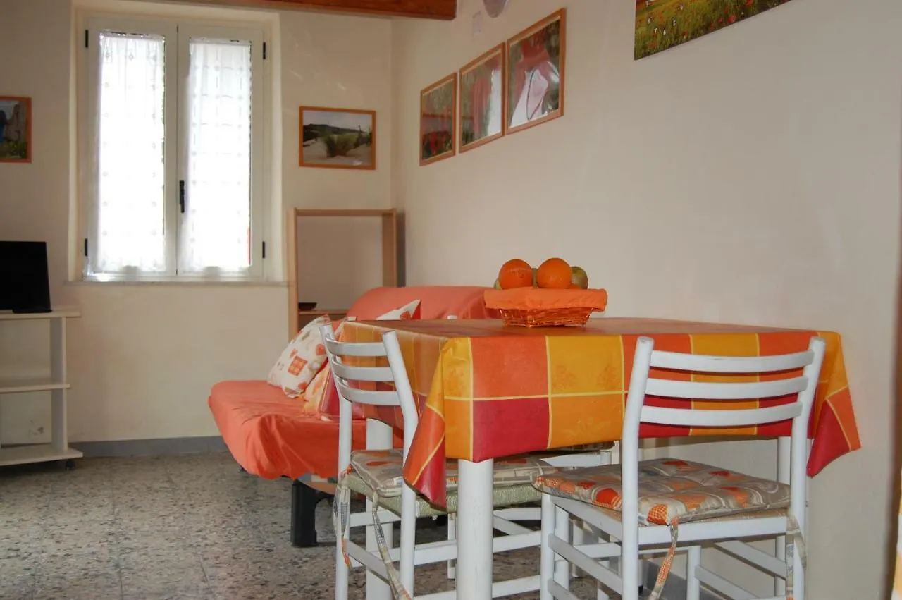 La Casetta Di Mrbee Apartment Iglesias 0*,  Italy